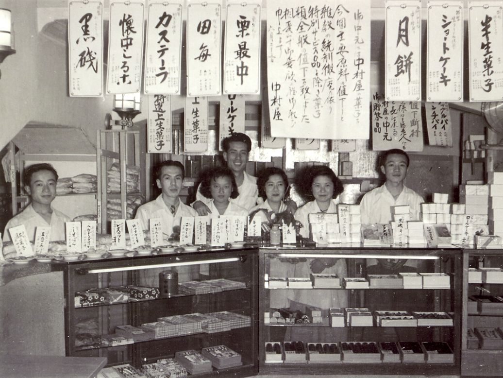 1947年　本店の販売風景